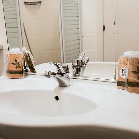 Dimora Elisa By Ca-sa Check דירה קיוג'ה